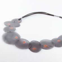 Carica l'immagine nel visualizzatore di Gallery, Collana Petra