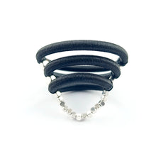 Carica l'immagine nel visualizzatore di Gallery, Anello cerchio tridimensionale