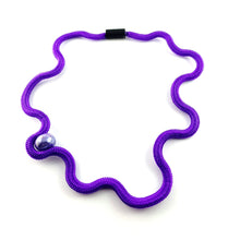 Carica l'immagine nel visualizzatore di Gallery, Collana Onda