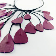 Carica l'immagine nel visualizzatore di Gallery, Collana Gocce