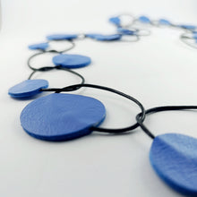 Carica l'immagine nel visualizzatore di Gallery, Collana Bolle