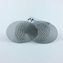 Carica l'immagine nel visualizzatore di Gallery, Orecchini lmpronte