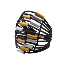 Carica l'immagine nel visualizzatore di Gallery, Bracciale multifili cilindri colorati