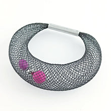 Carica l'immagine nel visualizzatore di Gallery, Bracciale ciambella grande