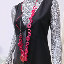 Carica l'immagine nel visualizzatore di Gallery, Collana Ciclica