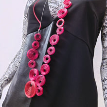 Carica l'immagine nel visualizzatore di Gallery, Collana Ciclica