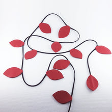 Carica l'immagine nel visualizzatore di Gallery, Collana Foglia