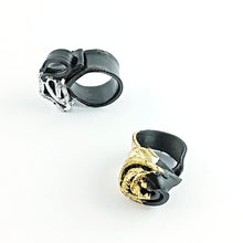 Carica l'immagine nel visualizzatore di Gallery, Anello grande striscia V33 Foglia