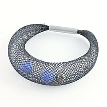 Carica l'immagine nel visualizzatore di Gallery, Bracciale ciambella grande