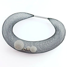 Carica l'immagine nel visualizzatore di Gallery, Ciambella grande