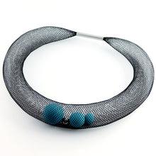 Carica l'immagine nel visualizzatore di Gallery, Ciambella grande