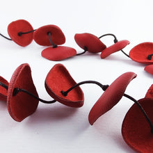 Carica l'immagine nel visualizzatore di Gallery, Collana Petalosa