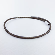 Carica l'immagine nel visualizzatore di Gallery, Collare Grace 1 giro