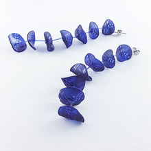 Carica l'immagine nel visualizzatore di Gallery, Orecchini Consequenze Queen