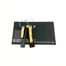 Carica l'immagine nel visualizzatore di Gallery, Orecchini V33 Foglia