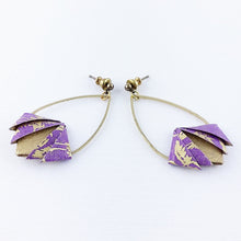 Carica l'immagine nel visualizzatore di Gallery, Orecchini Fiore di Loto