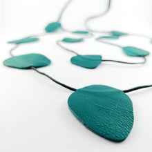 Carica l&#39;immagine nel visualizzatore di Gallery, Collana Irregular

